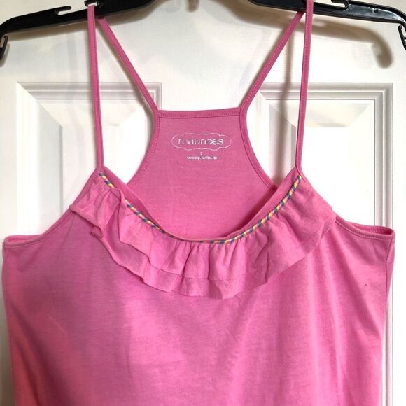 MAURICES - NWOT - L Sz L Double Flounce-Neck Blouson Tank w/Racer Back in Pink🩷 - Picture 3 of 12